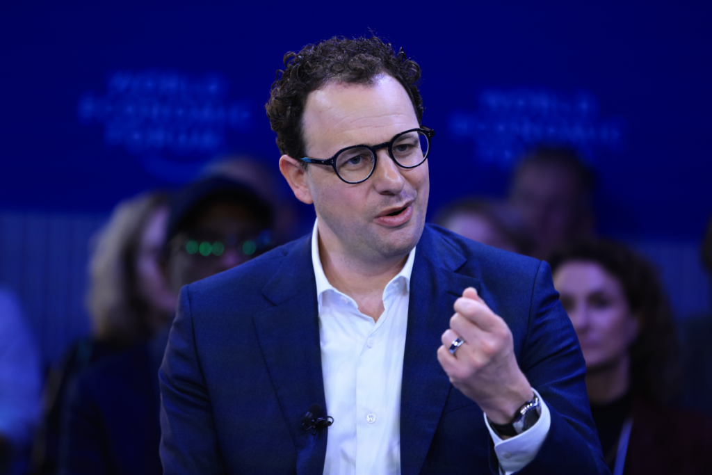 Anthropic’s $50B Round: A $900B Valuation That Feels Both Insane and Inevitable